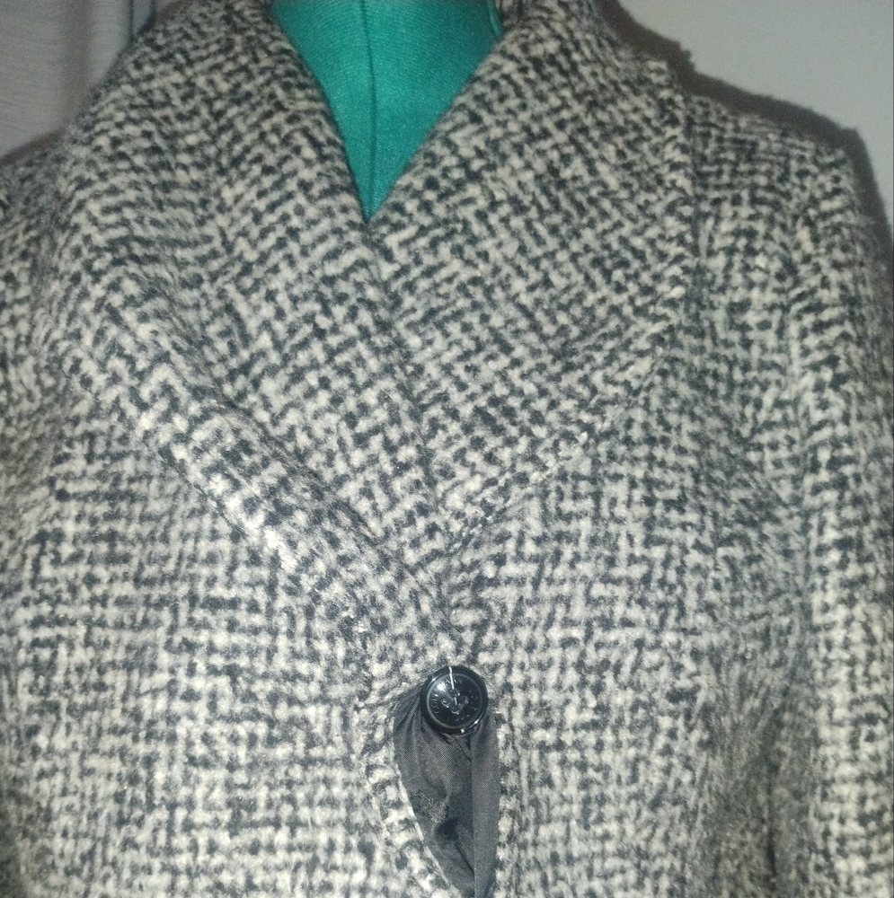 Cole Haan Asymmetrical Shawl Collar Wool Coat in Black and White Sz 14 - Picture 8 of 16